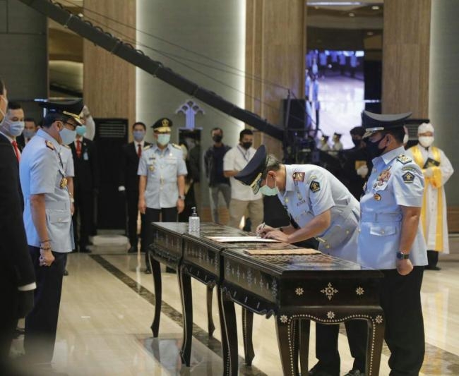 Pelantikan Direktur Jenderal Imigrasi yang dilakukan di Graha Pengayoman